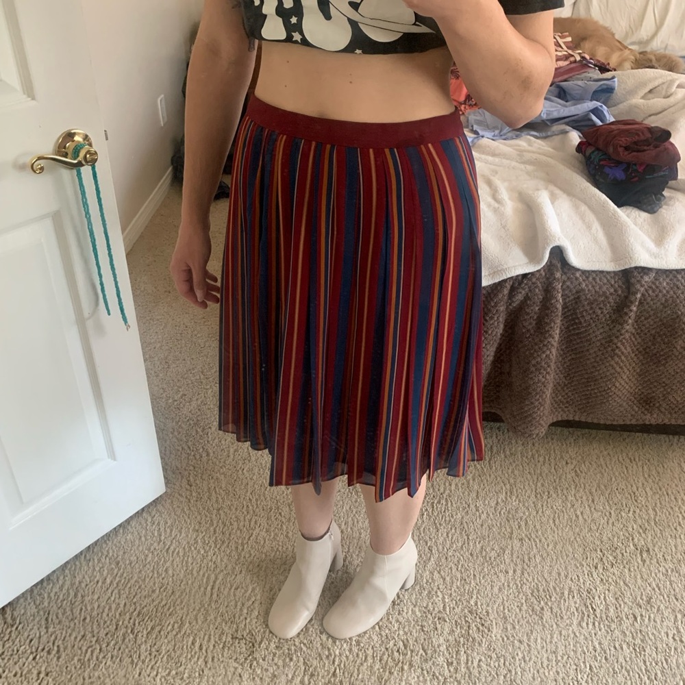 Multi color stripped skirt